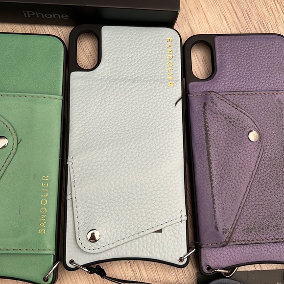 Used bandolier iPhone old cases - sold individually - Picture 4 of 6
